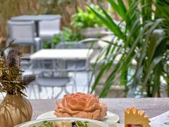 -潮一不贰·法式甜品·生日蛋糕·西式简餐(外滩店)