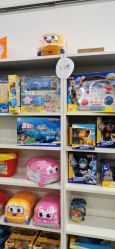 -逝水玩具折扣店