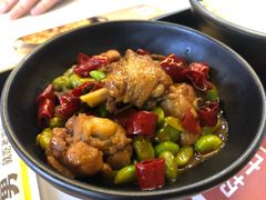 毛豆辣子鸡-老娘舅(杭州地铁凤起路站店)