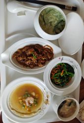 -菁幼月子会所(儿童医院店)