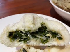 虾皮韭菜包-石头门坎