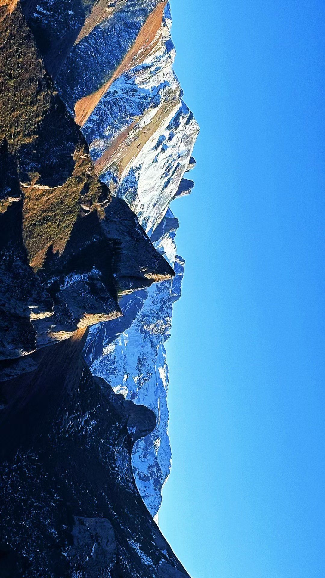 按摩 远处的山,远处的水,远处沿路的景