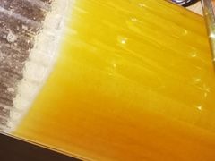 鲜榨黄桃汁-李子坝梁山鸡(北碚万达五鸡哥店)