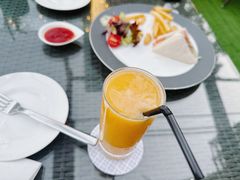-深圳温德姆至尊酒店·大堂吧·户外花园