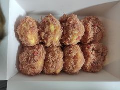 草莓肉松小贝-鲍师傅糕点(八一馆店)