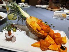 菠萝爆牡丹虾球-尚品越府·融合餐厅(延安路店)