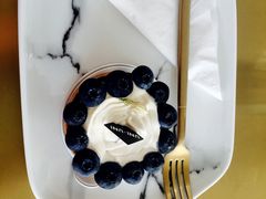 -UNI UNI(环亚凯瑟琳店)