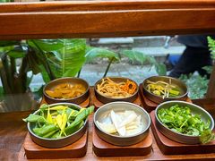 -银米·云南传统过桥米线(双廊黑金冠店)