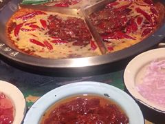 -叁口煮老火锅(东升店)