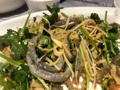 秘制捞鸳鸯鱼皮-粤·向群饭店(龙津东路总店)