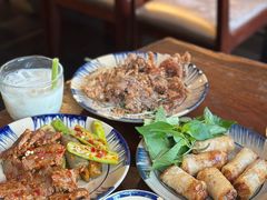 -Cục Gạch Quán