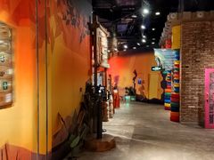 -珠海横琴国家地理探险家中心(创新方)