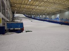 -乔波室内滑雪场