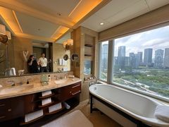-深圳星河丽思卡尔顿酒店