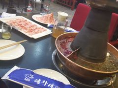 -楼外楼大刀肉传统火锅居(幸福街店)