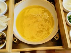 -云南荟·湖畔领宴(领事馆店)