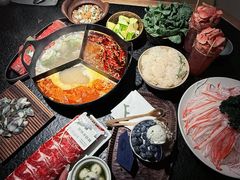 -三出山火锅(南京万象天地店)