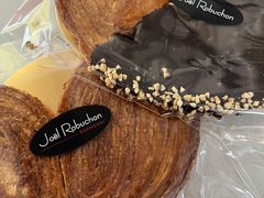 -Salon de The de Joel Robuchon(外滩18号店)