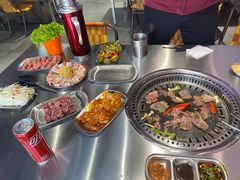 -马路牙子烧烤音乐酒馆(望京店)