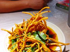 -巴厘龙虾·榜首油焖大虾(洞庭·艺术洋房店)