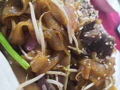 广式炒牛河-鼎珑点心仔(燕塘店)