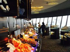 自助取餐区-广州花园酒店·凌璇阁旋转餐厅CAROUSEL360