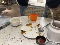 -必胜客(WOW中心城店)