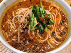 小锅米线-云海肴·汽锅鸡·云南菜(苏州中心店)