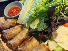 -大头虾越式风味餐厅(光明广场店)