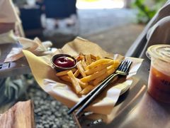 -J Create城市露营咖啡·简餐·宠物(上海动物园店)