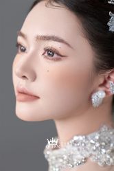 点击看大图 -艾拉·女王婚纱礼服馆