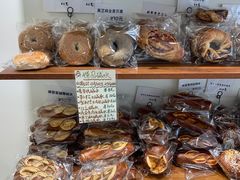 -雀食面包店(钟楼店)