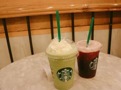 抹茶星冰乐和冰红莓加仑大-星巴克臻选(广州沙面店)