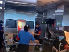 -麦当劳(深圳北站高铁店)