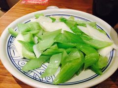 -云海肴·汽锅鸡·云南菜(天山百盛优客店)