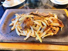 葱爆羊肉-北京四季酒店·采逸轩