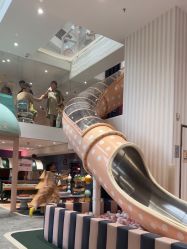 -奈尔宝·儿童乐园·亲子餐厅(华采天地店)