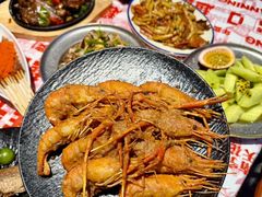 -威记烧嘢·南宁烧烤·超级生牛(绿地店)