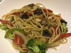 橄榄油蒜香面-爱德堡西餐咖啡吧(北师大店)