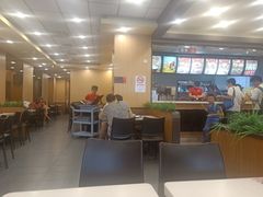 大堂-永和大王·现磨豆浆·卤肉饭(九亭SH085店)