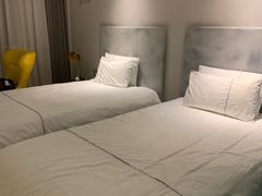 -白玉兰酒店(上海田子坊马当路地铁站店)