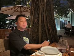 -三亚艾迪逊酒店·海滩烧烤 BARBACOA·现场乐队·浪漫晚餐·烧烤海鲜