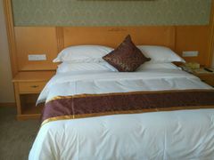 -维也纳酒店(桂林万福广场店)