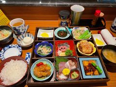 -小山日本料理(电子大厦店)