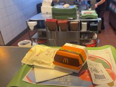 -麦当劳(虹梅路地铁站店)