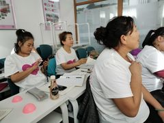 -爱月宝月嫂·育儿嫂(哈尔滨总店)