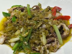 -魏铭鱼头捞饭(晋阳路店)