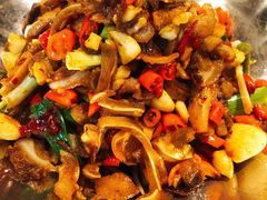 -俏湘厨•地道湘菜(建华南路店)