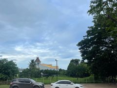 -Chom Cafe and Restaurant