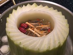 -得意咚瓜·顺德鱼生·冬瓜火锅(深圳首店)